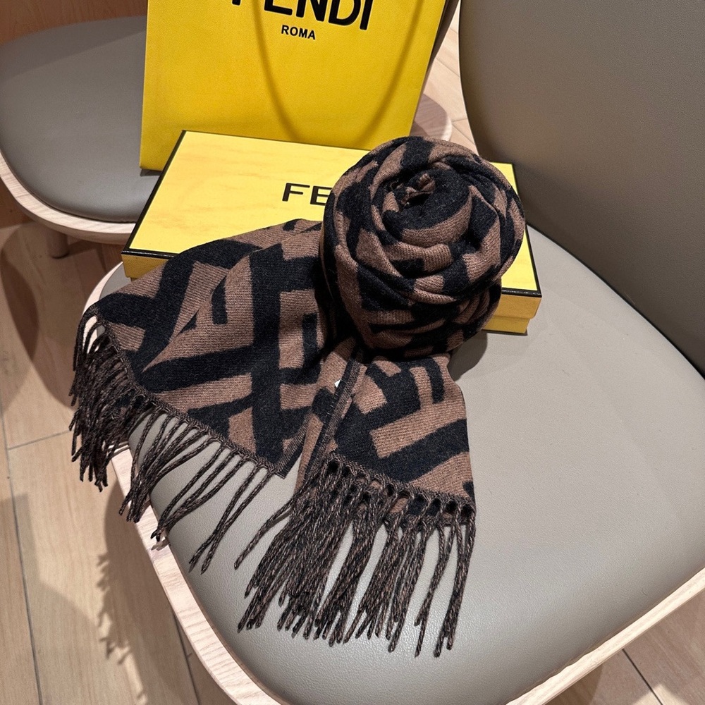 Fendi Geometric Black and Brown Scarf - Picture 1 of 5